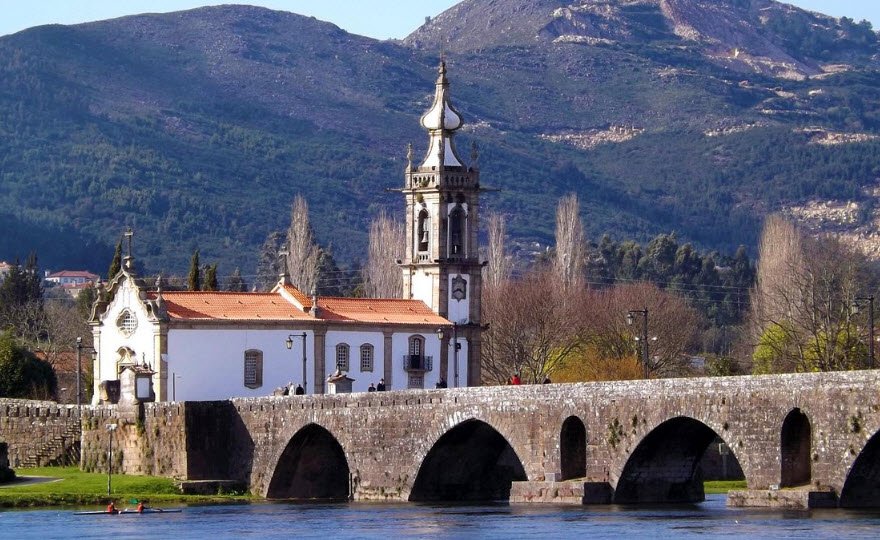Medieval bridge Ponte de Lima, Portugal